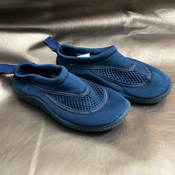 Lot of 3-Water play shoes, Size 9C - Picture 6 of 8